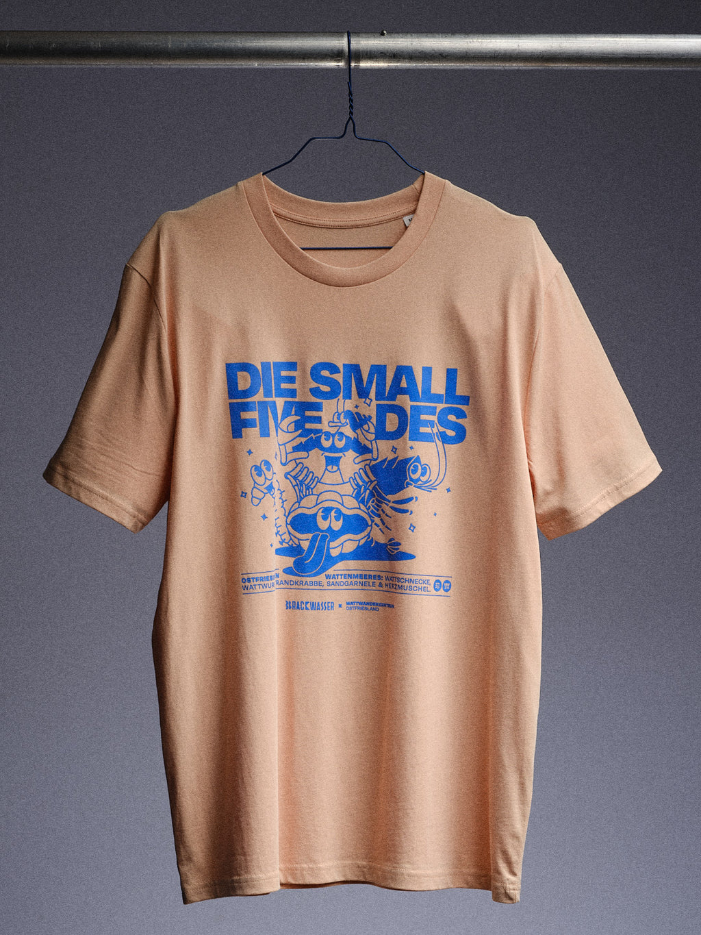 T-Shirt Small Five
